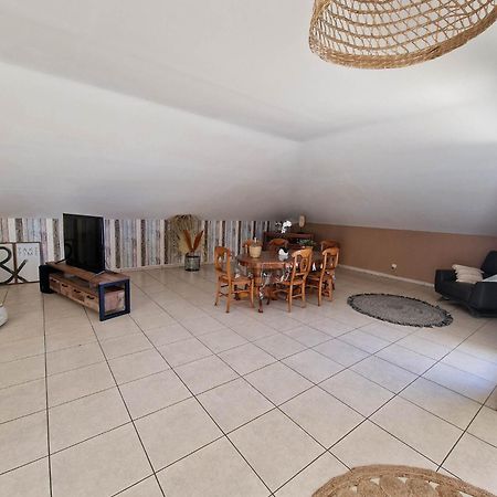 Appartement Villa Sur Le Toit, Vue Mer Saint-Gilles-les Bains Exterior foto