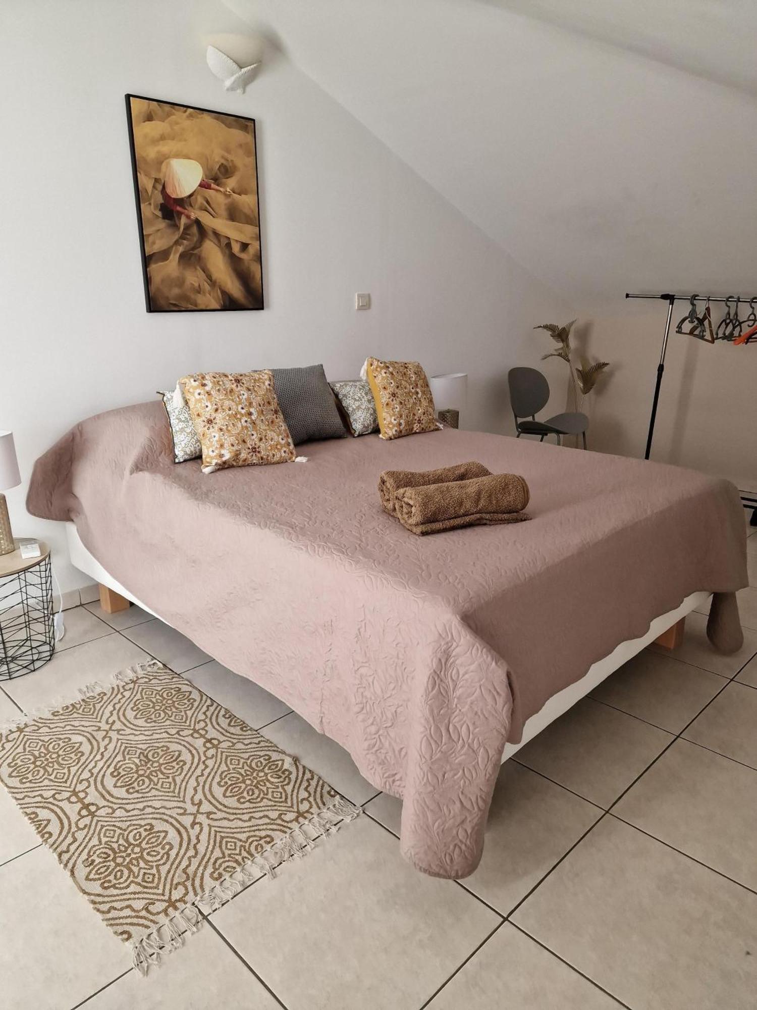 Appartement Villa Sur Le Toit, Vue Mer Saint-Gilles-les Bains Exterior foto